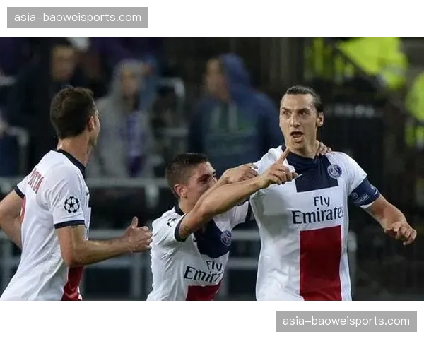 历史回顾:十年前的今天,伊布在巴黎上演大四喜 历史回顾:十年前的今天,伊布在巴黎上演大四喜