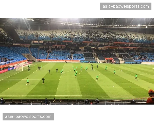 【2026年4月中超联赛·赛事筹办·通讯专业足球场建设潮：成都凤凰山之后，青岛青春足球场通过亚足联考察